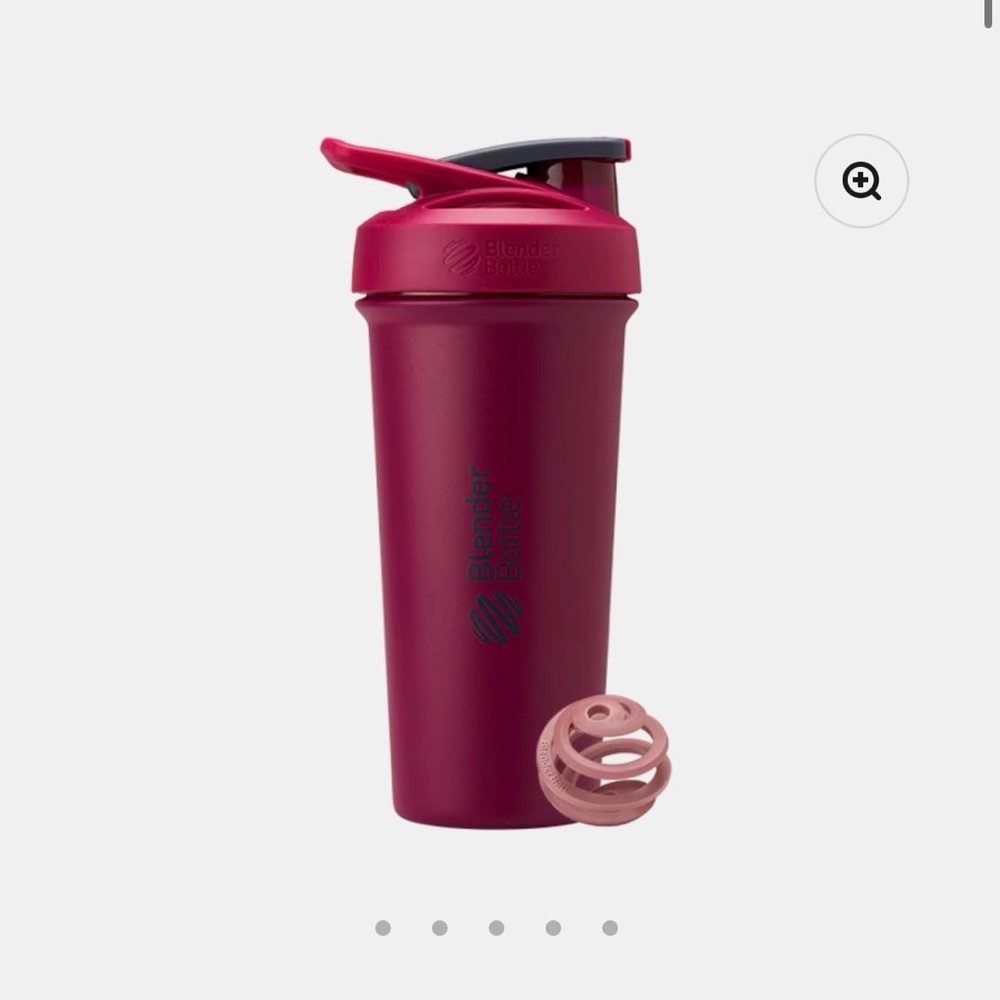 Strada BlenderBottle Shaker in Raspberry